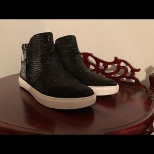 Kenneth Cole Footwear